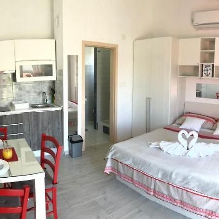 Apartmani Bolero - Obiteljski Odmor Vodice Luaran gambar