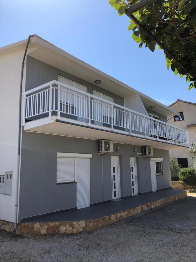Apartmani Bolero - Obiteljski Odmor Vodice Luaran gambar