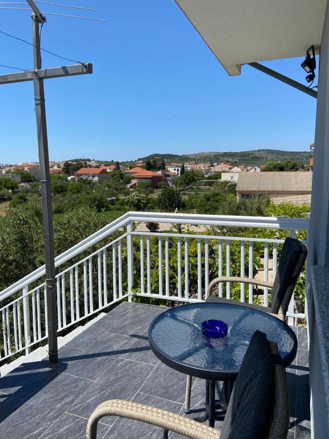 Apartmani Bolero - Obiteljski Odmor Vodice Luaran gambar